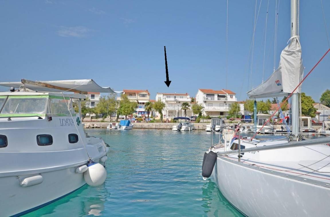 Apartment And Rooms Dalmatiko Vodice Eksteriør billede