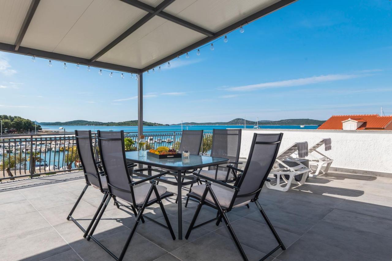 Apartment And Rooms Dalmatiko Vodice Eksteriør billede